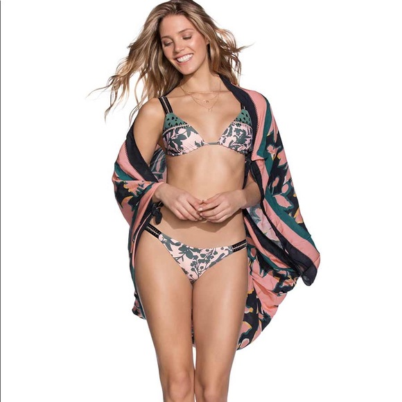 Maaji Pareo Kimono Cover-Up - Picture 5 of 6